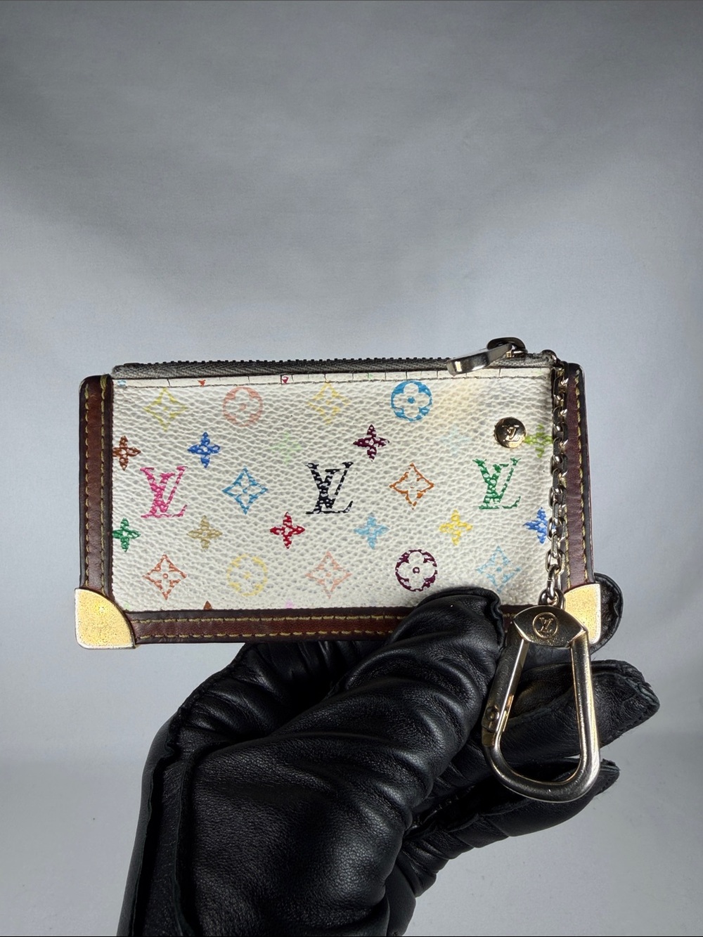Authentic Louis Vuitton White Murakami Key Cles
